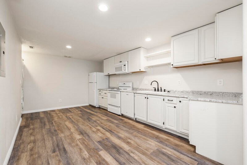Building Photo - 126 W 1435 S