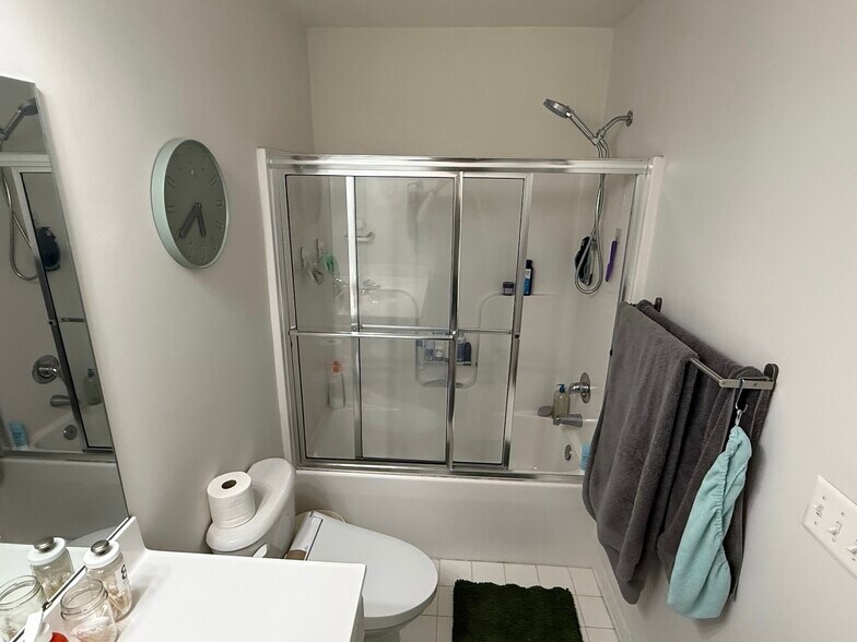 Building Photo - 171 Brookwood Dr