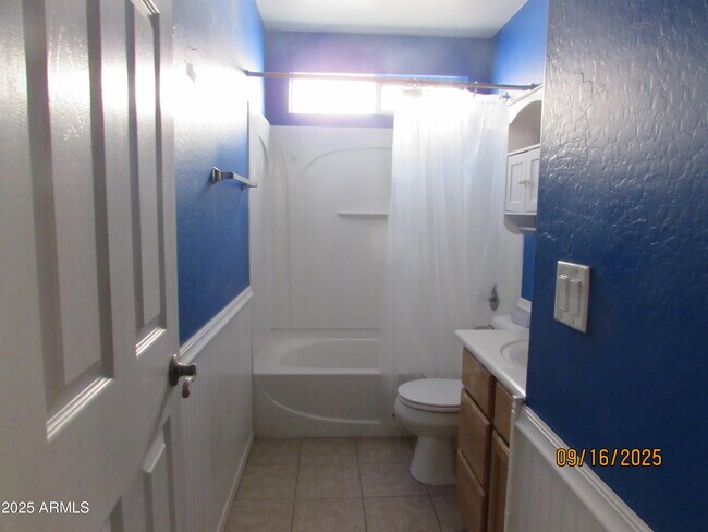 Building Photo - 22212 W Tonto St