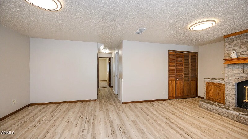 Building Photo - 1731 5th Ave NE