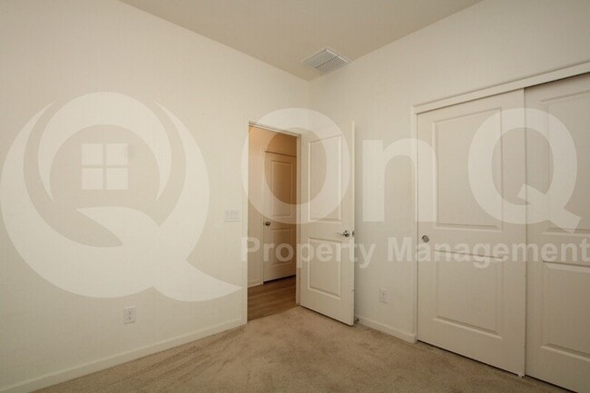 Building Photo - 35136 N Magnette Way