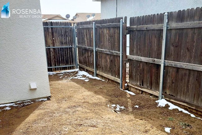 Building Photo - Charming 2-bedrooms, 2-baths home nestled in the heart of Prescott Valley!