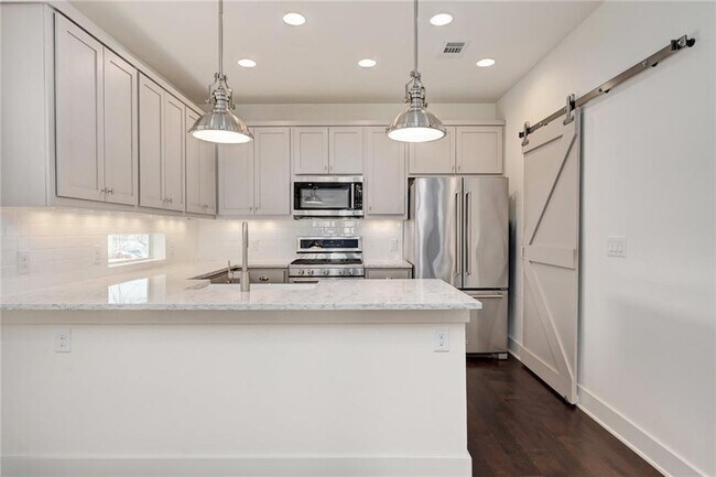 Building Photo - 1105 Euphoria Bend