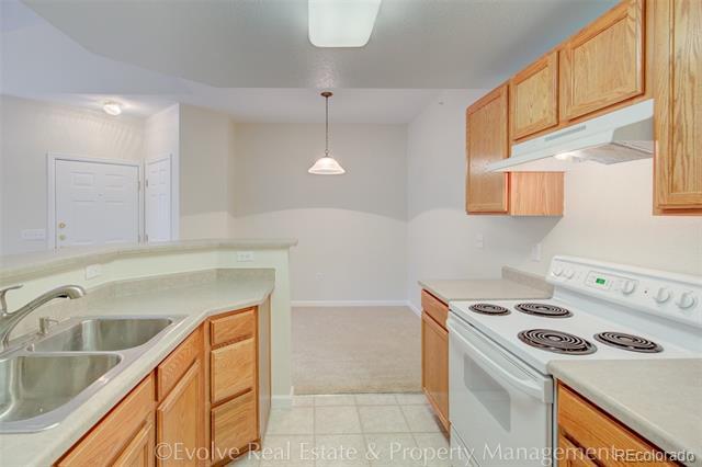 Building Photo - 7440 S Blackhawk St