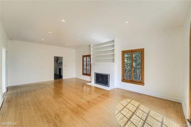 Building Photo - 5 br, 3 bath House - 5924 Graciosa Dr