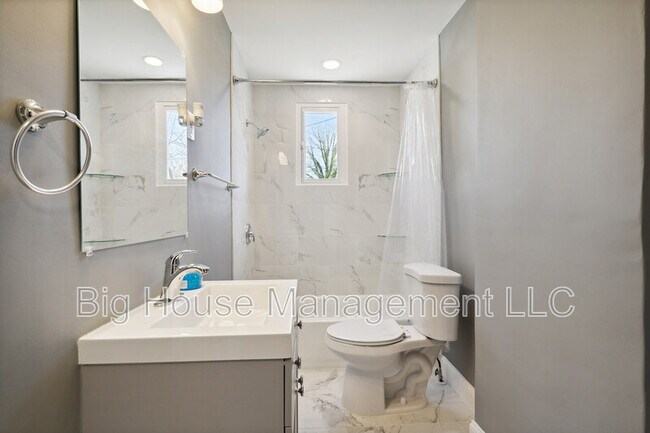 Building Photo - 4806 Liberty Heights Ave