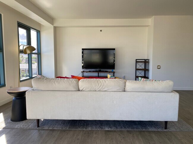 Living room - 1080 S Beretania St