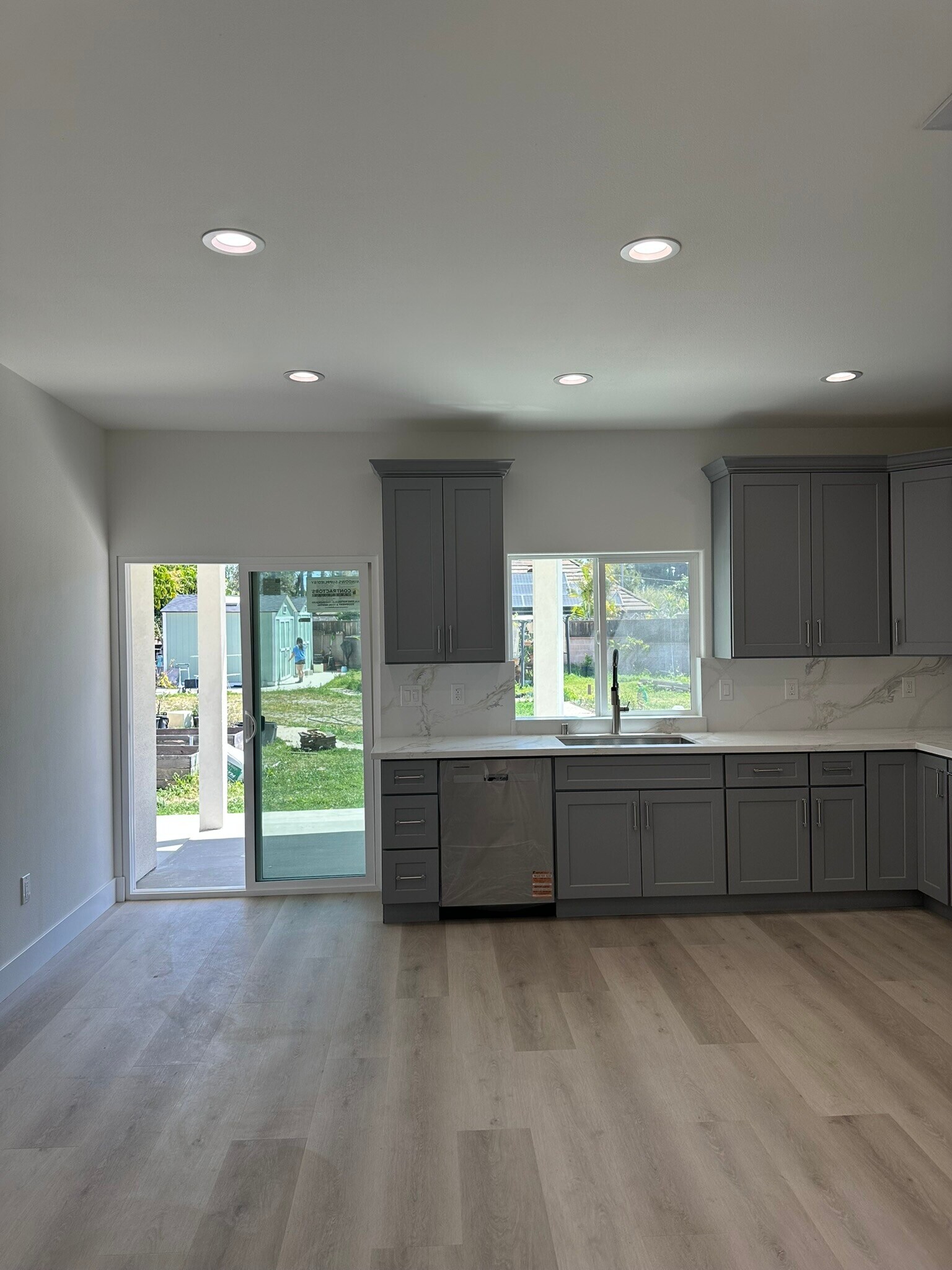 kitchen - 9313 Marchand Ave