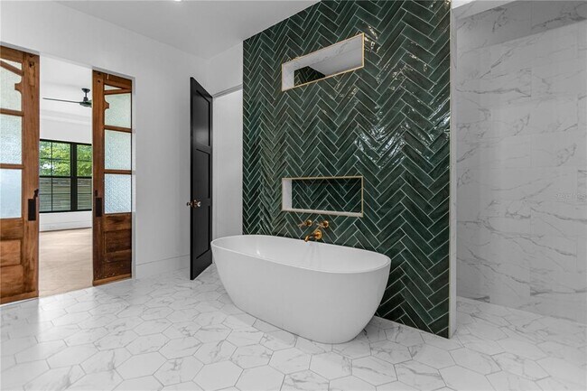 Building Photo - 1814 Barker Dr