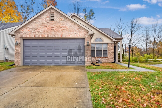 Building Photo - 5231 Pin Oak Dr