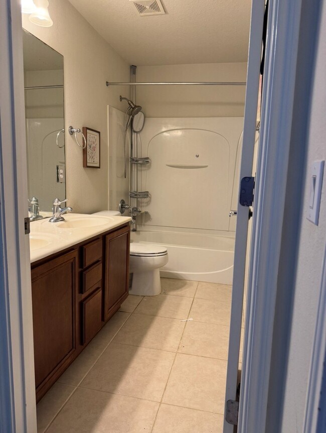 Building Photo - 25311 Mallard Bay Ln