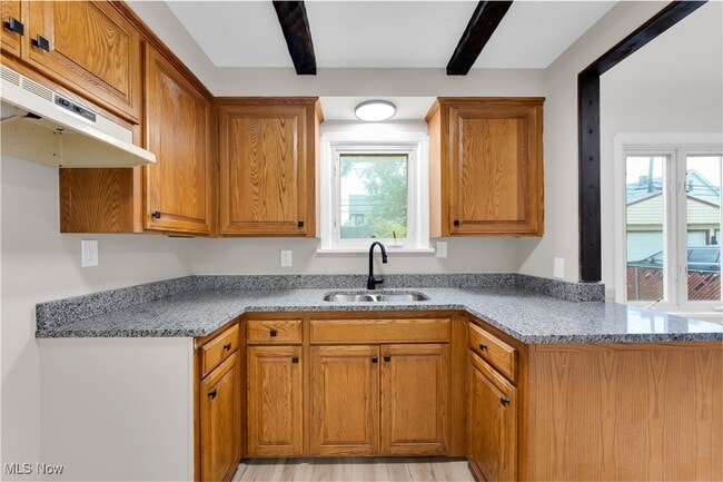 Building Photo - 4821 E 84th St
