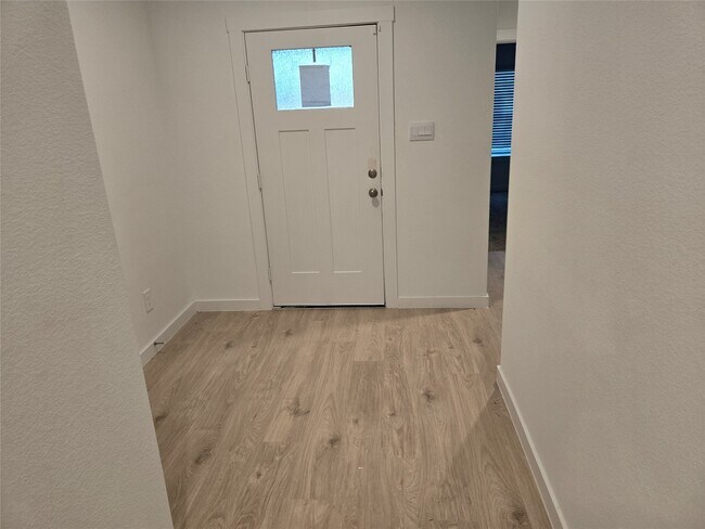 Building Photo - 31710 Carlisle Cv Ct