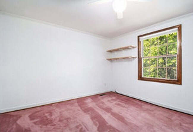 Building Photo - 6609 Merrick Dr