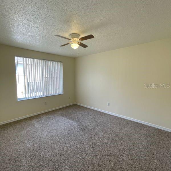 Building Photo - 2715 Fan Palm Dr