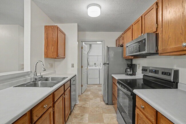 Building Photo - 38 Rio Grande Cir