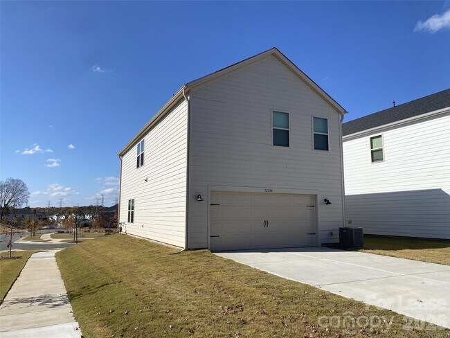 Building Photo - 12204 Diablo Dr