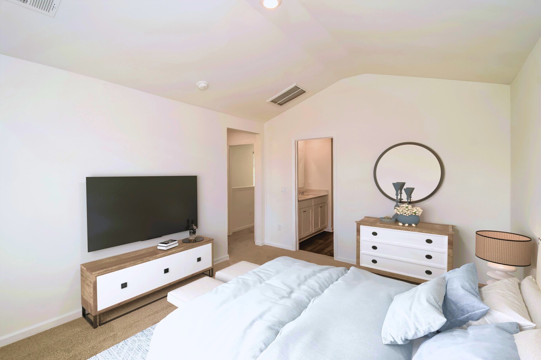 Building Photo - 99 Striker Rd