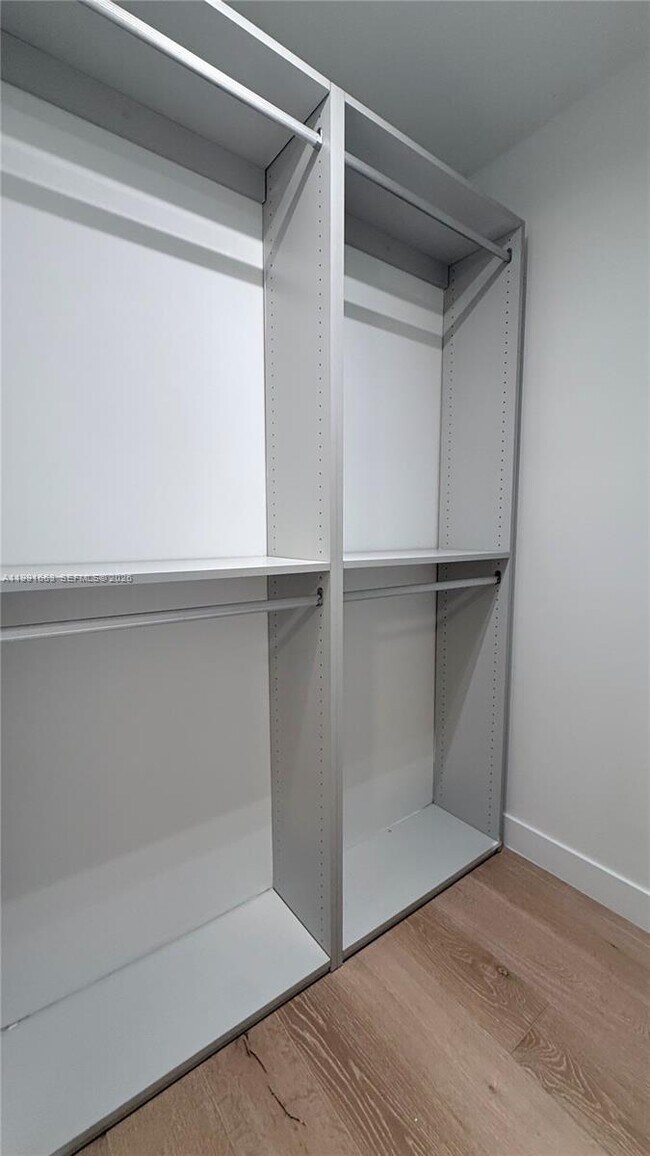 Building Photo - 2031 Meridian Ave