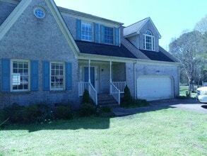 Building Photo - Water Front home on the Poquoson River wit...