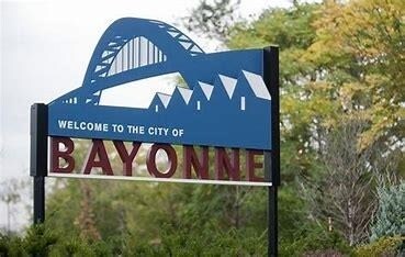 Building Photo - 118 Newman Ave