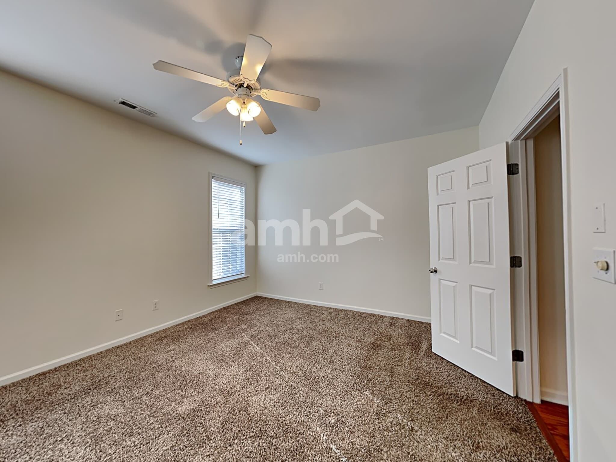 Building Photo - 220 Marino Pl