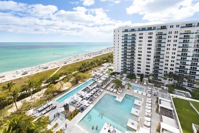 Building Photo - 2301 Collins Ave