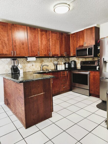 Building Photo - 1570 Forest Lakes Cir