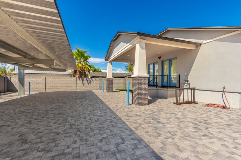 Building Photo - 148 N Hibbert