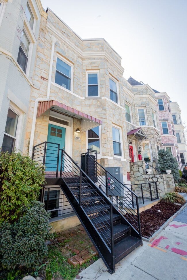 Building Photo - 3607 13th St NW