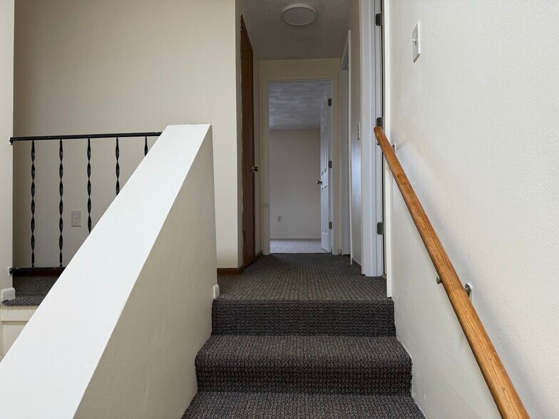 Building Photo - 2614 Magnolia St