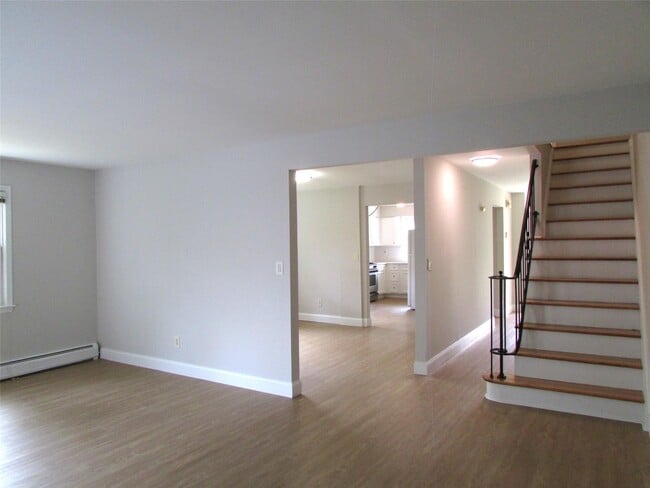 Building Photo - 74 B Demarest Ave