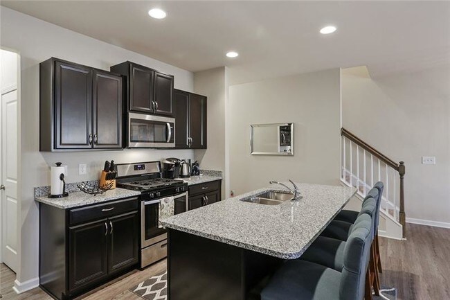 Building Photo - 3041 Creekside Overlook Way