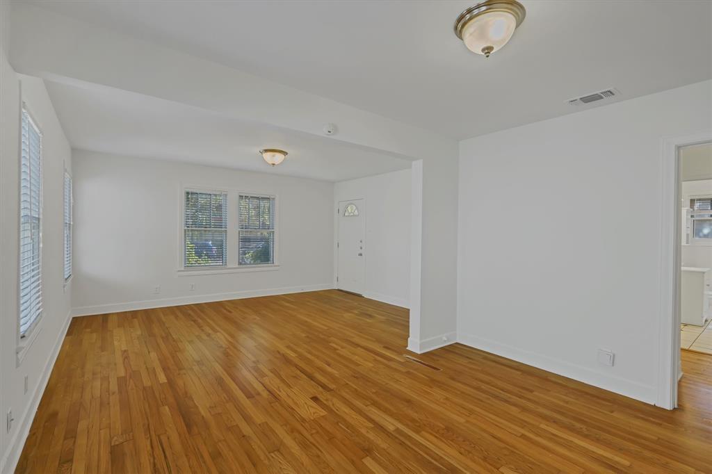 Building Photo - 3700 Harmon Ave