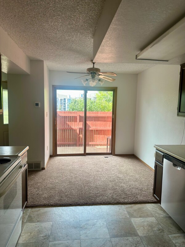 Building Photo - 1362 Firefly Cir