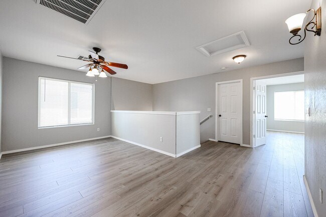 Building Photo - COMING SOON!! Beautiful 4Bed/2.5 bath In San Tan Valley