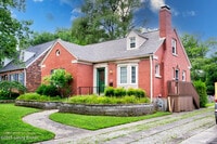 Building Photo - 442 Bauer Ave
