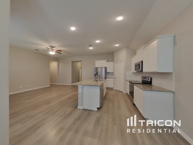 Building Photo - 714 Barbary Ln