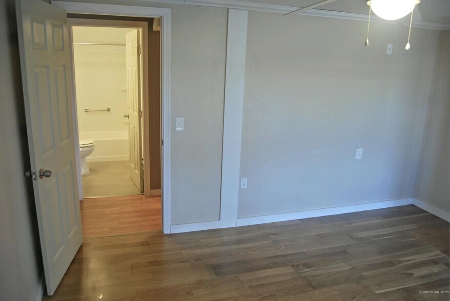 Building Photo - 209 Carsley Rd