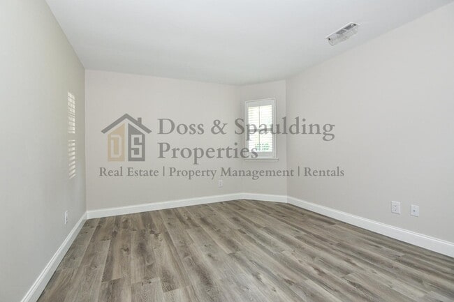 Building Photo - 3624 Heathrow Dr
