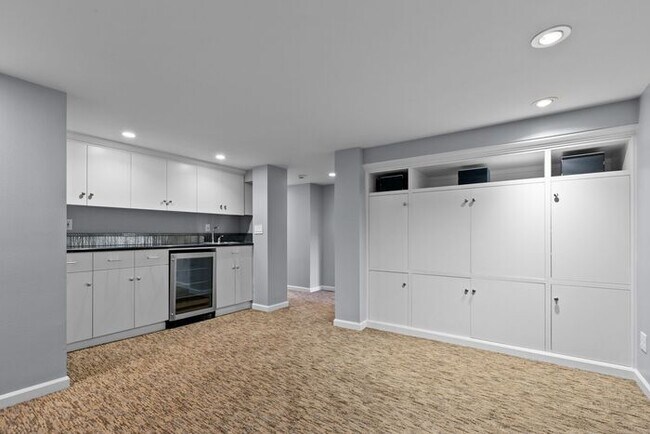 Building Photo - Stunning Air Conditioned 1931 Tudor in Coveted Admiral w/ Views