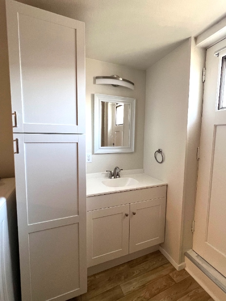 Building Photo - Spacious One Bedroom Ready Now!