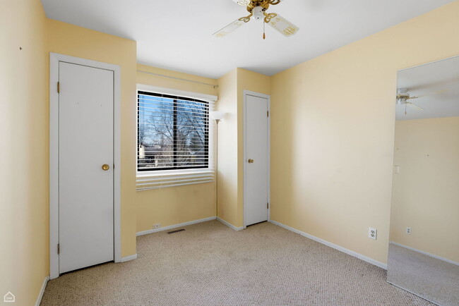 Building Photo - 409 Kensington Dr