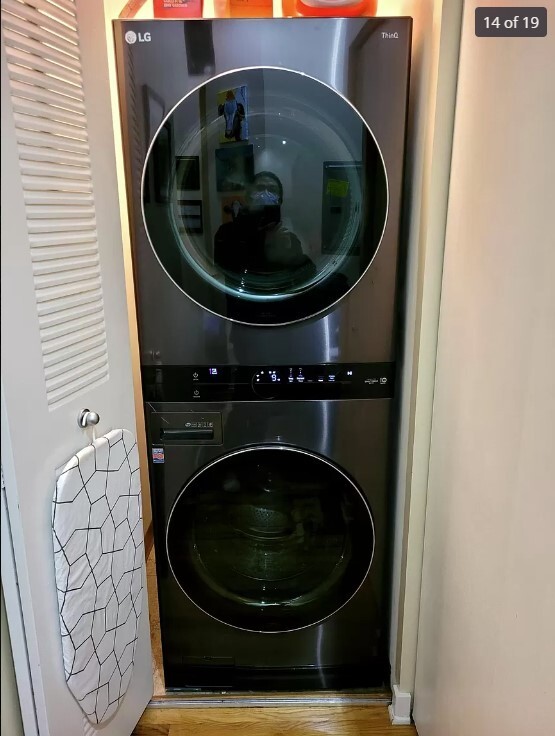 Building Photo - 1151 W 15th St