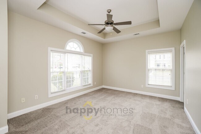 Building Photo - 4 bedroom 2 bath in Wescott of Summerville