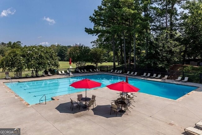 Building Photo - 82 Montre Square NW