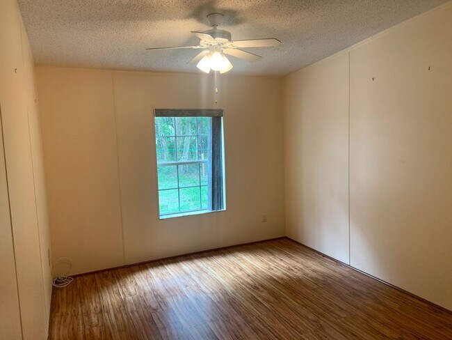 Building Photo - 6818 W Macopin Ln
