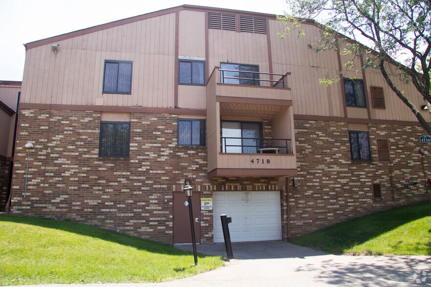 The Fountains of Wauwatosa 4718 N 100th St Wauwatosa WI 53225