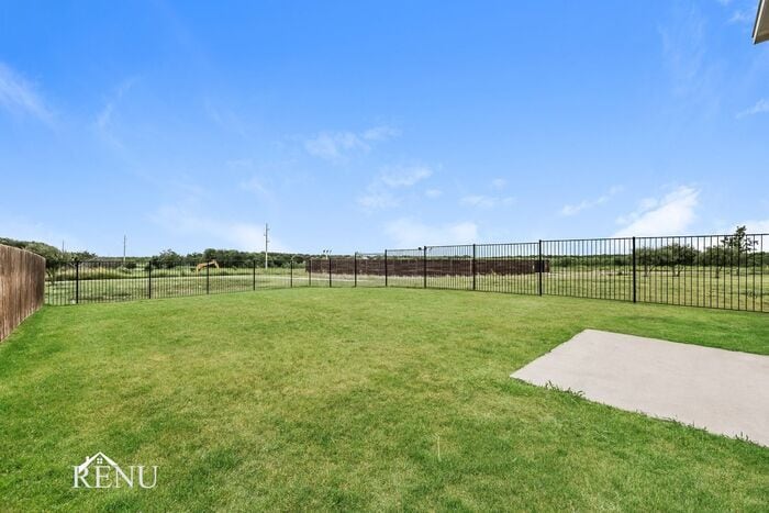 Building Photo - 6008 Mojave Dr