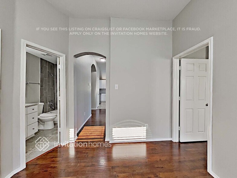 Building Photo - 304 Bayberry Dr